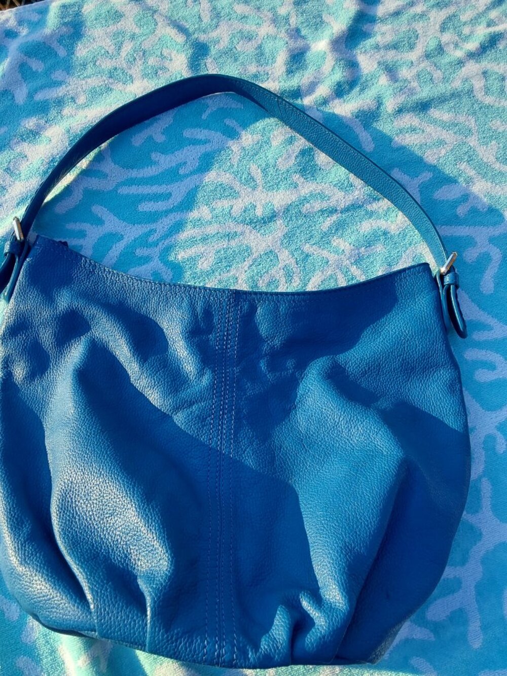 2015 HADAKI BLUE LEATHER HOBO BAG - Picture 14 of 16